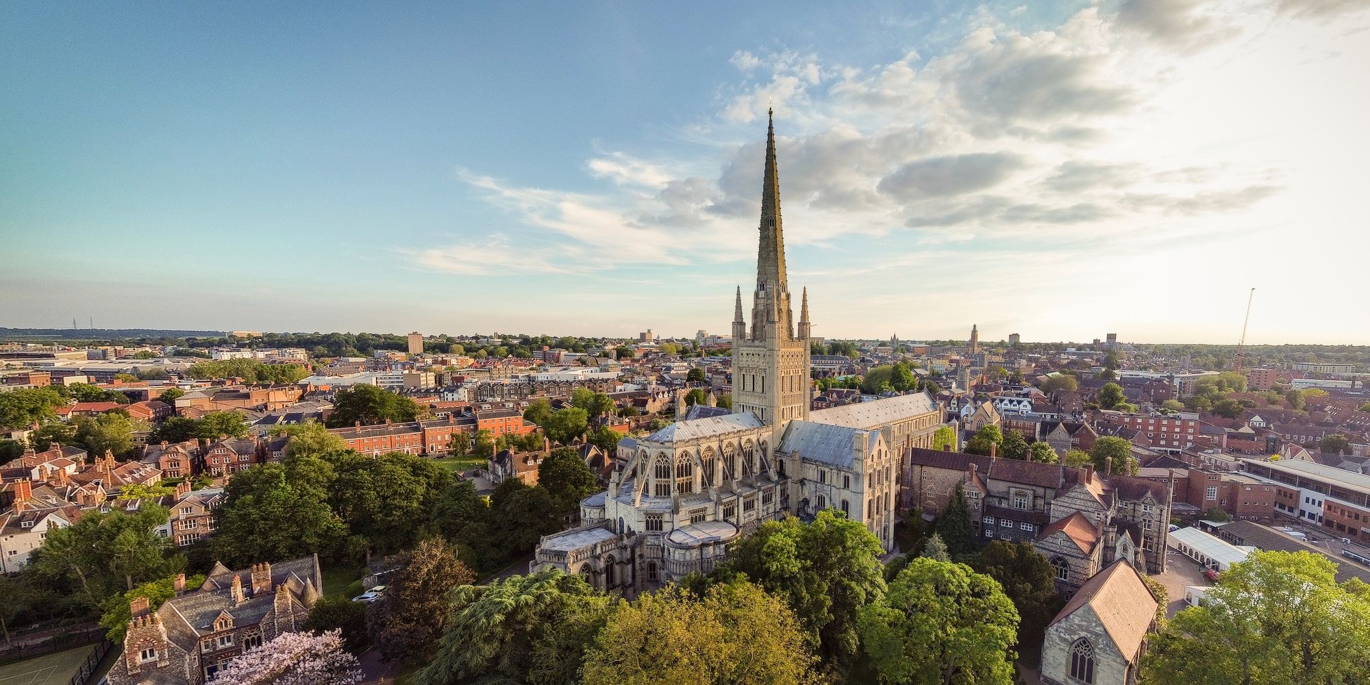 image-8be1eb0b67d63e5ecd0563c98bcf9343b41f44ee-2400x1400-jpg