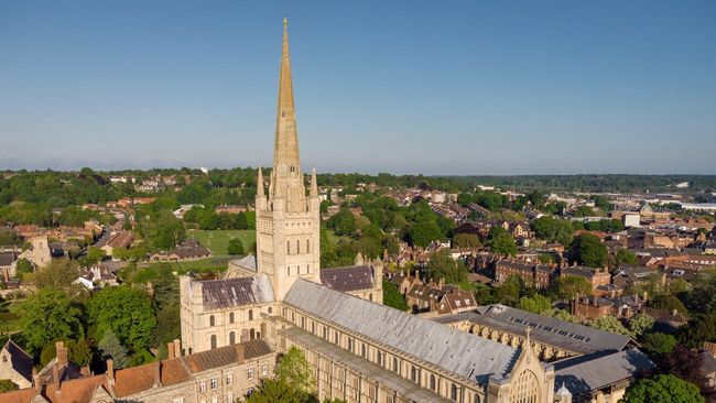 image-a224553248f30aa81fbdd9ff73e717a833e83e97-2400x1400-jpg