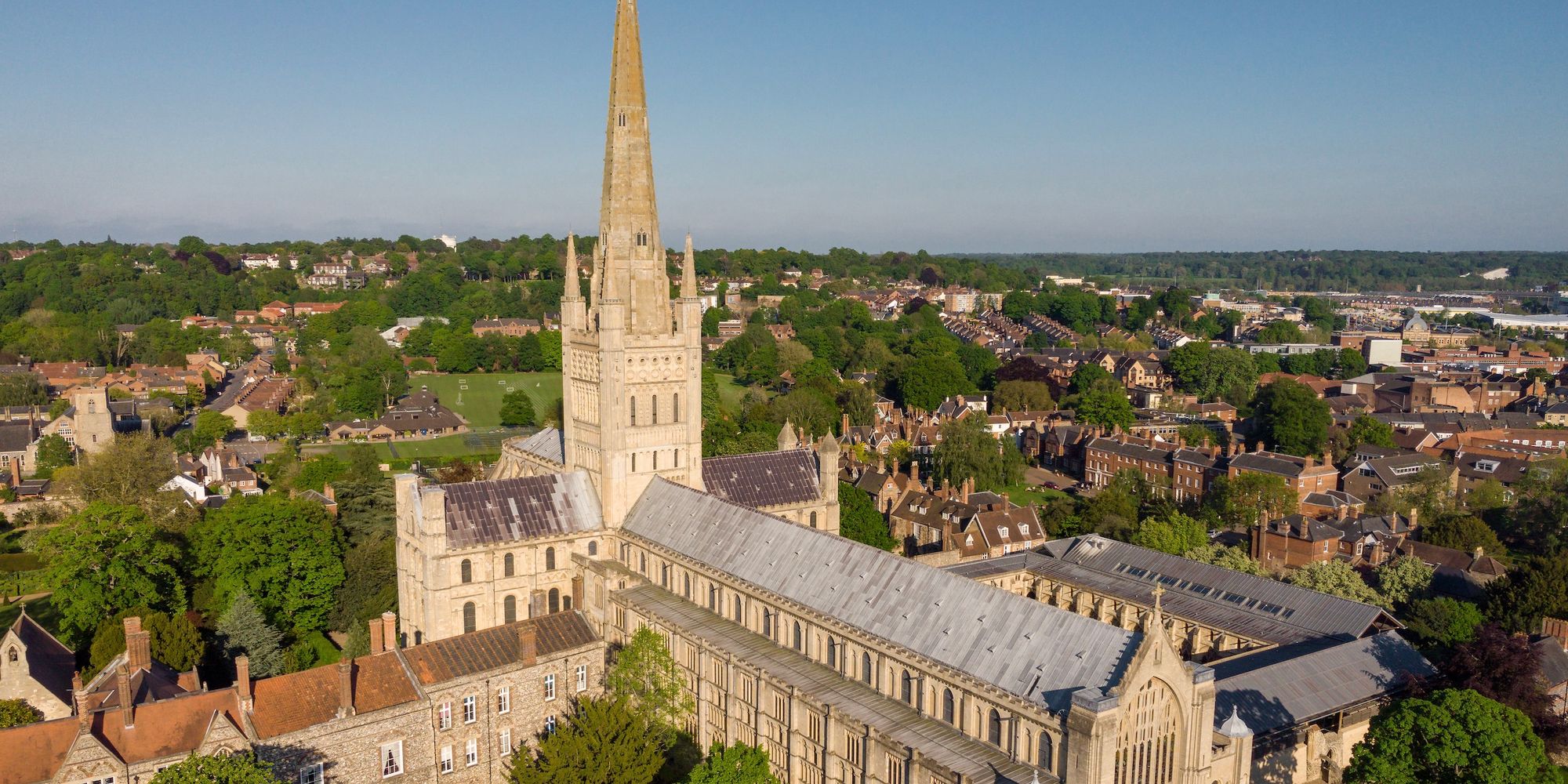 image-a224553248f30aa81fbdd9ff73e717a833e83e97-2400x1400-jpg