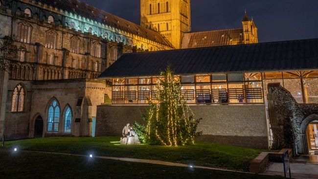 image-f9852e65a8a70903721f1dc597379b4c235bdd2e-6048x4024-jpg