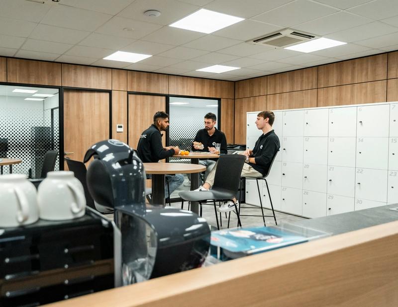 Puoi parlarne nel tuo ambiente di lavoro e nella tua comunità