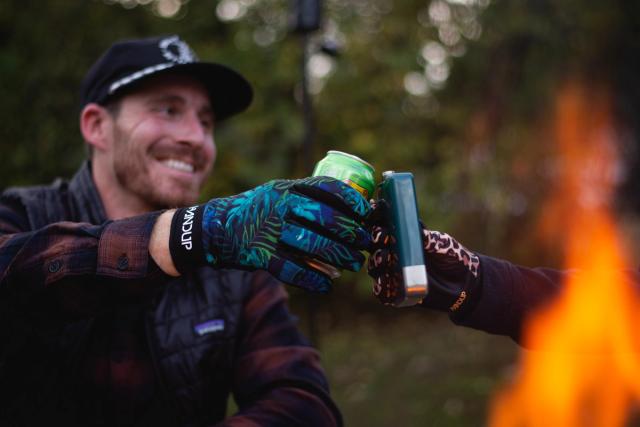 camo mountain bike gloves