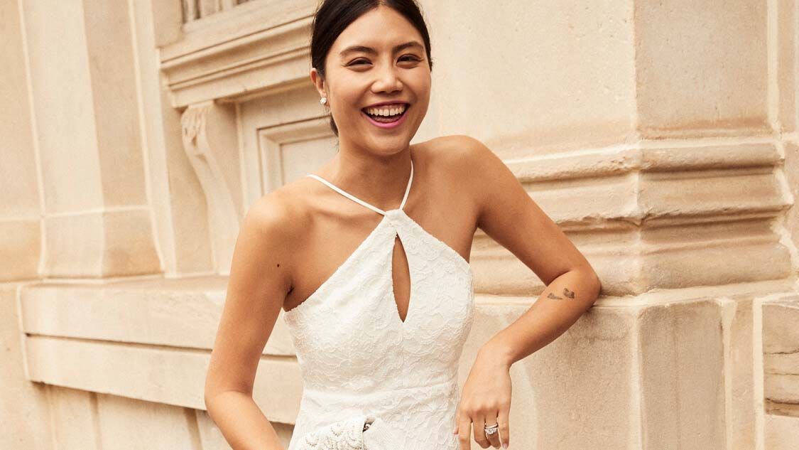short backyard wedding dress 10 Beautiful Short Wedding Dresses