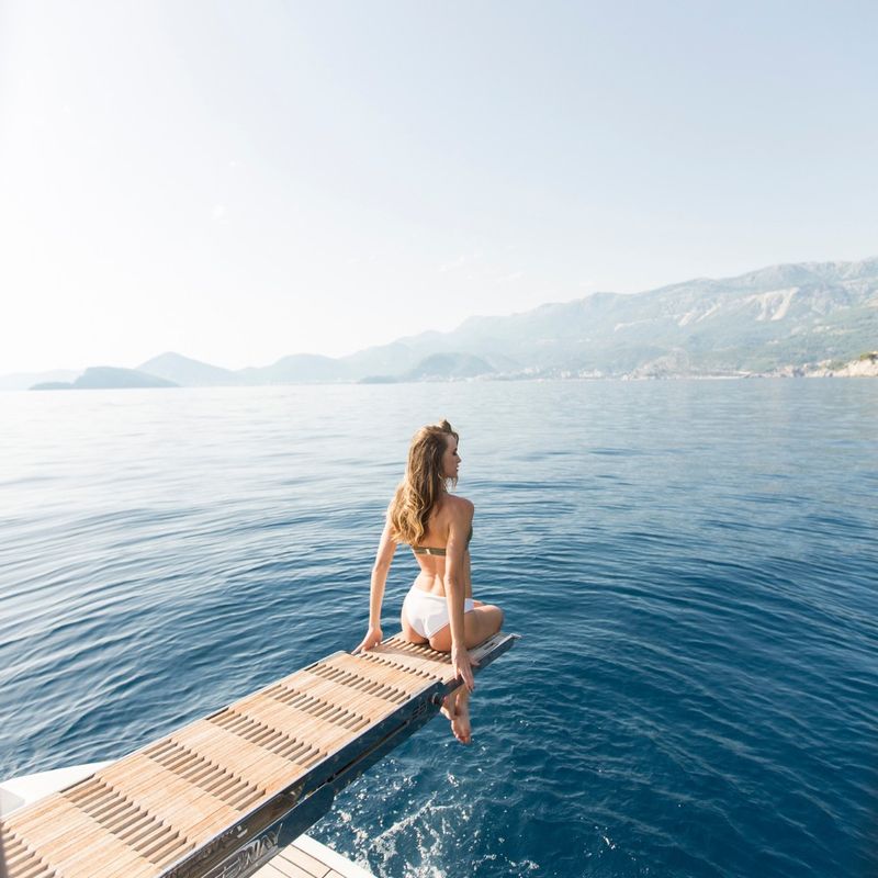 Why a Crewed Yacht Charter Is Better Than Staying in a Luxury Resort