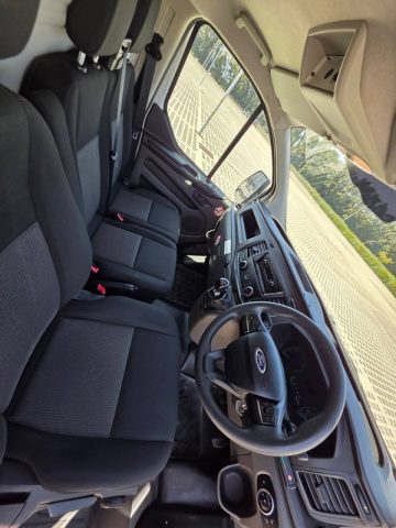 Ford Transit Custom 2018. Image 10 of 12