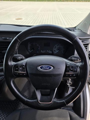 Ford Transit Custom 2.0 TDCi Trend 2020. Image 9 of 15