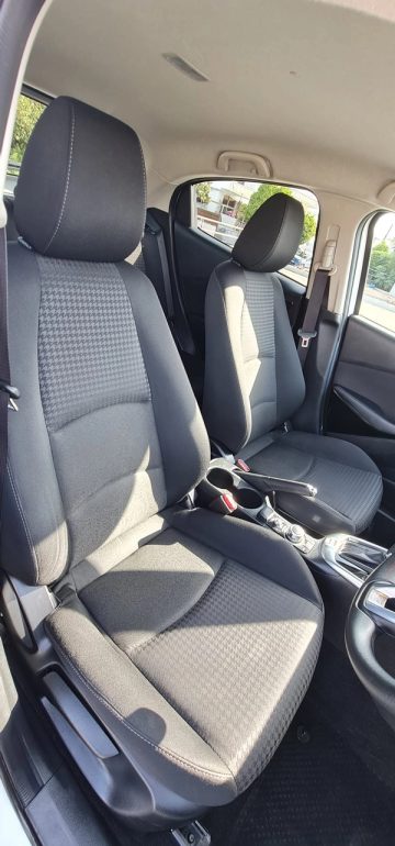 Mazda Demio 2019. Image 8 of 10