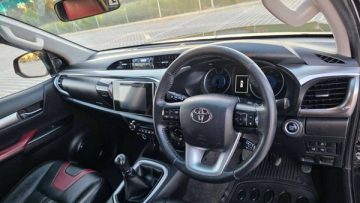 Toyota Hilux Invincible 2016. Εικόνα 8 από 16