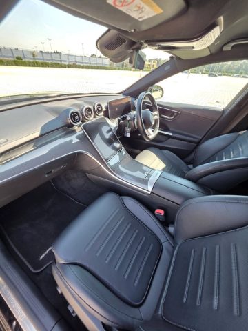 Mercedes C220 Diesel 2023. Image 11 of 13