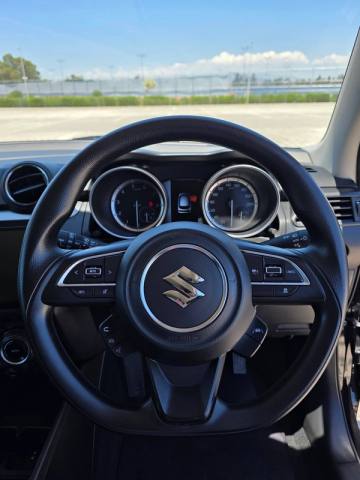 Suzuki Swift 2023 — φωτογραφία 8