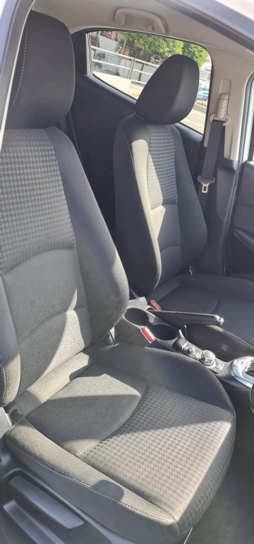 Mazda Demio 2019. Image 6 of 10