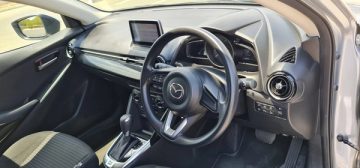 Mazda hatchback — εκκρεμεί ταυτοποίηση μοντέλου και έτους. Εικόνα 5 από 6