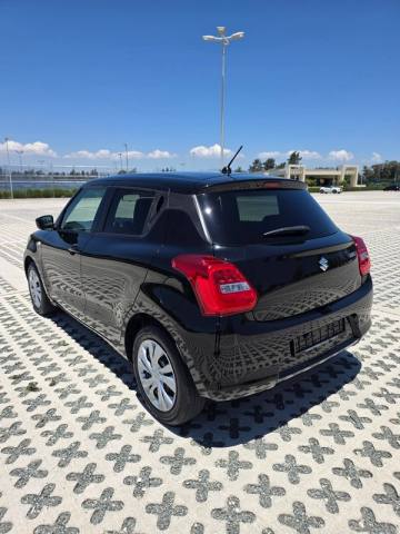 Suzuki Swift 2023 — φωτογραφία 4