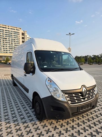Renault Master 2019. Image 3 of 12