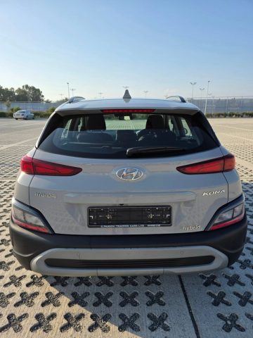 Hyundai Kona Hybrid 2022. Image 5 of 12