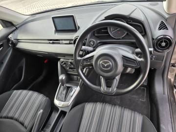 Mazda 2 2021 — φωτογραφία 7