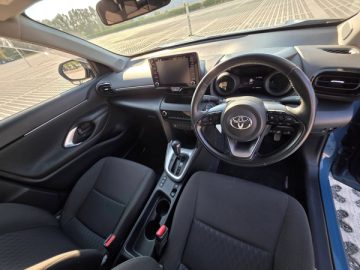 Toyota Yaris Cross Hybrid 2022. Image 7 of 10