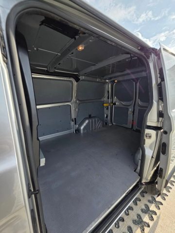 Ford Transit Custom 2.0 TDCi Trend 2020. Image 13 of 15