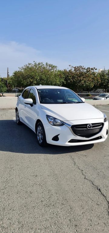 Mazda Demio 2019. Image 3 of 10