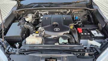 Toyota Hilux Invincible 2016 — φωτογραφία 15