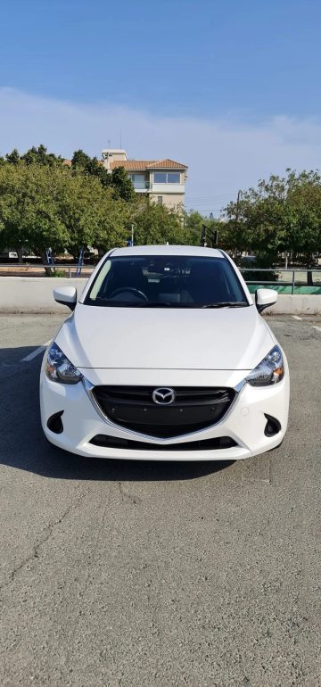 Mazda Demio 2019. Image 2 of 10