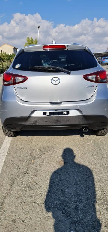 Mazda Demio Skyactiv Petrol 2019. Image 4 of 8
