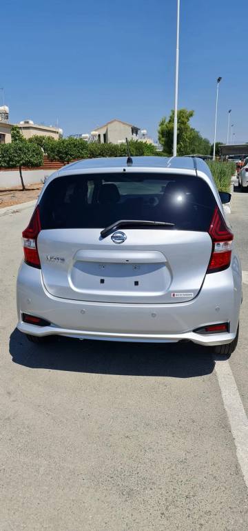 Nissan Note 2020 — φωτογραφία 4