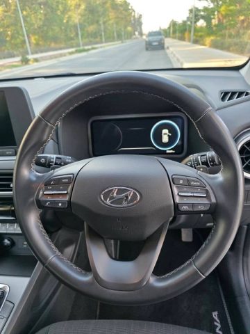 Hyundai Kona Hybrid 2022. Image 7 of 12