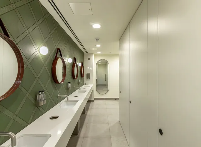 Photograph of bathroom