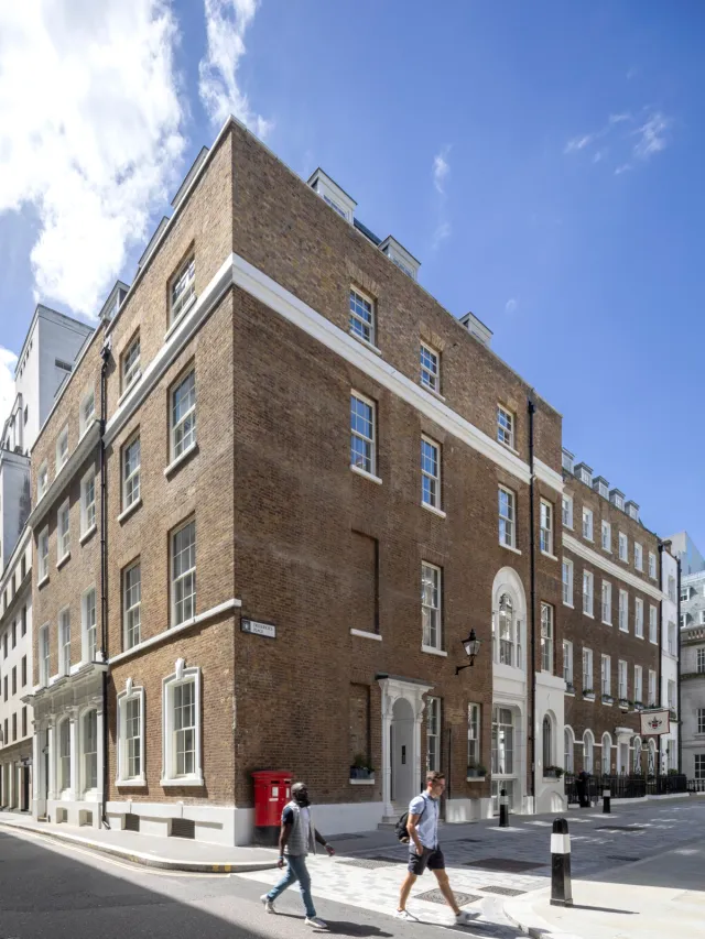 Image of building from street view frederick's place