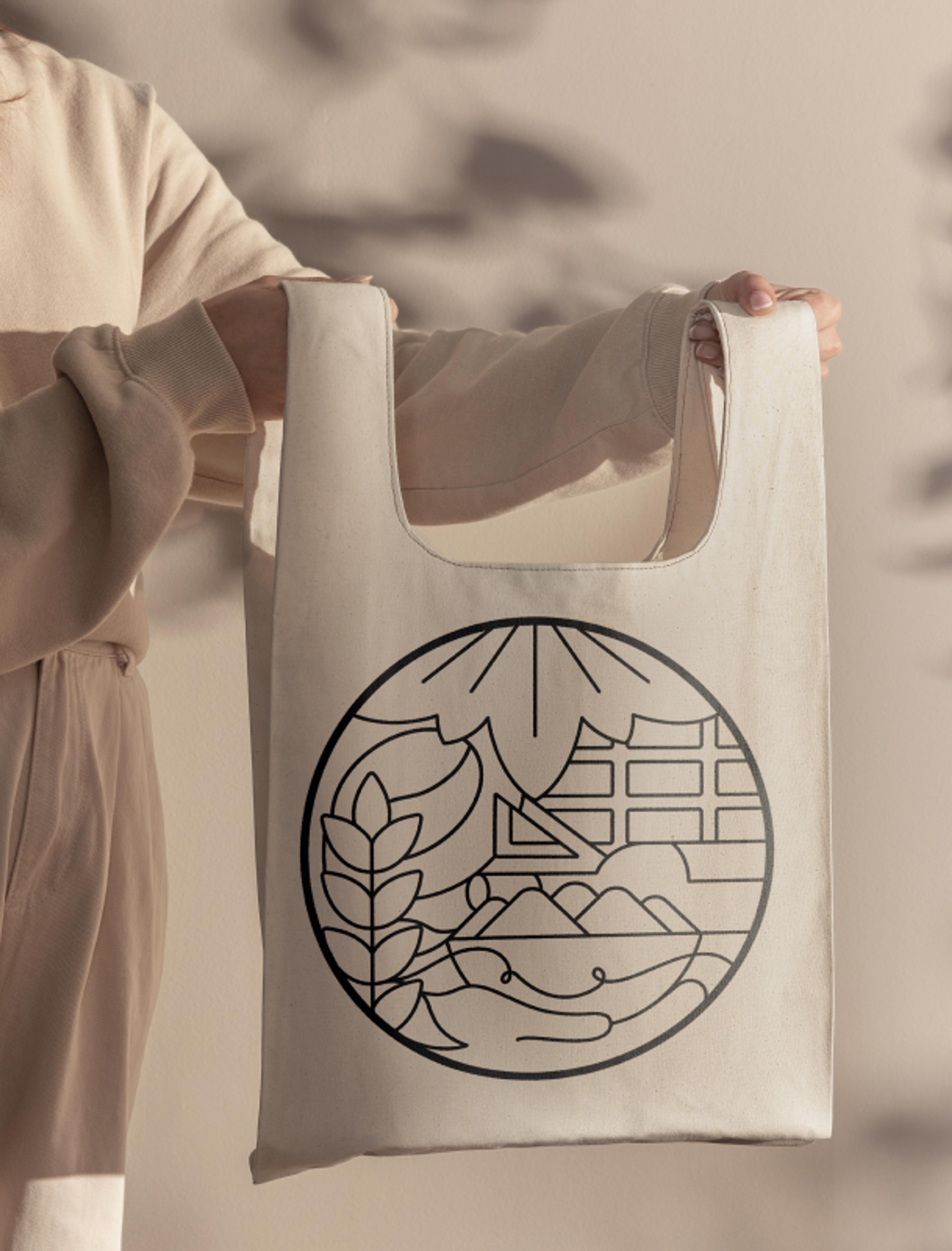 Baumwolltasche mit Maroa-Logo, gestaltet von Unerwartet Design.