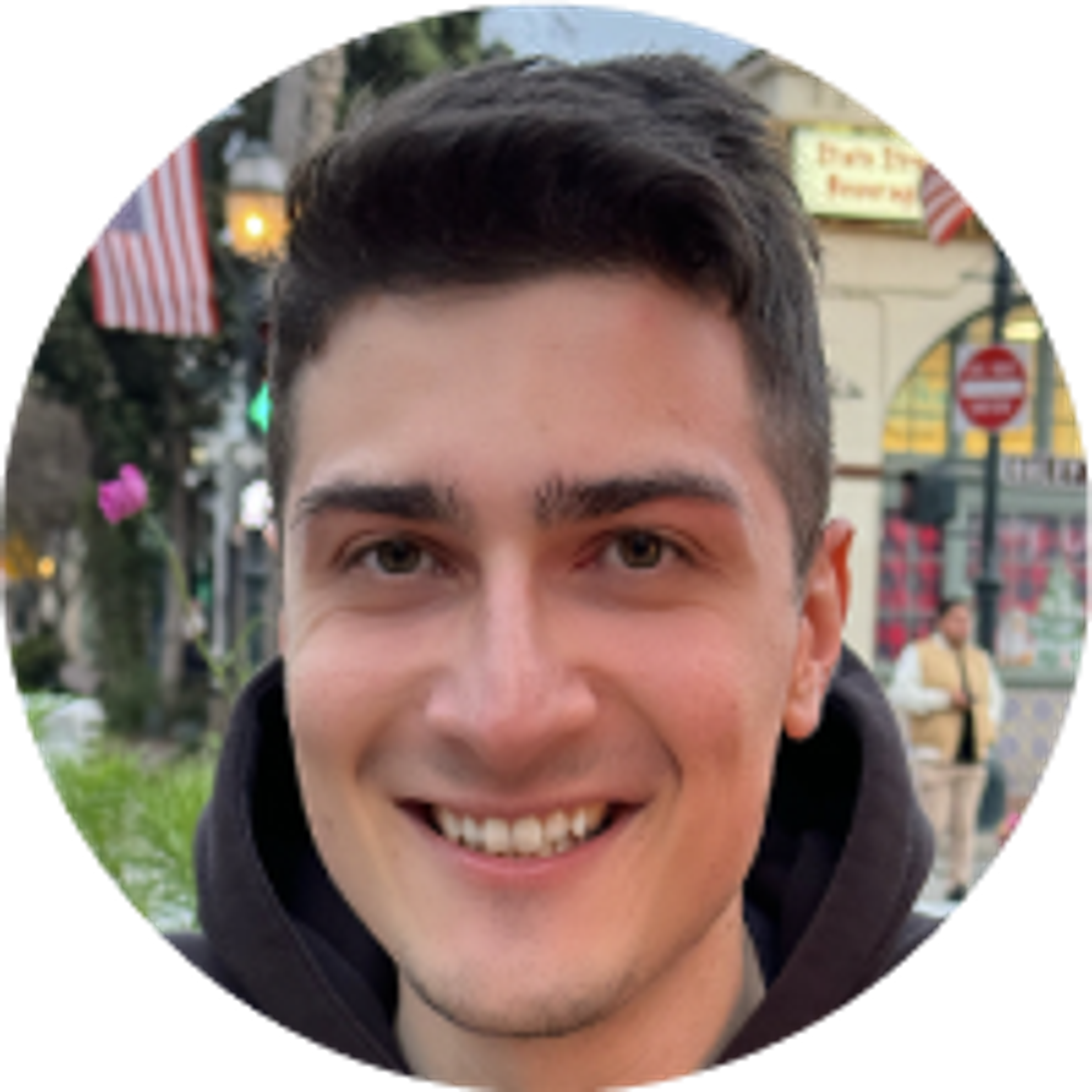 Portrait von Dennis Sari von Bounce Commerce