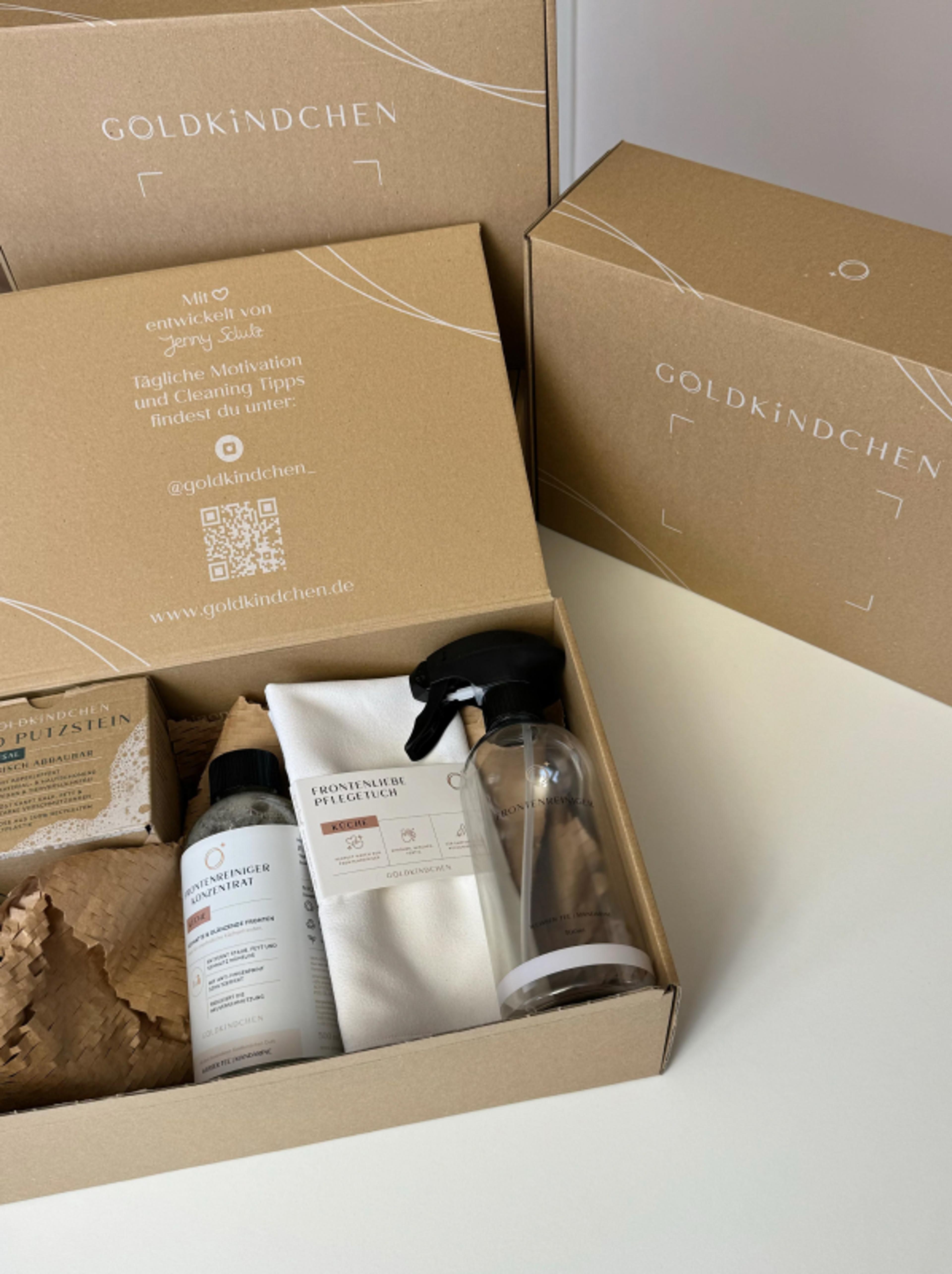 Goldkindchen Webshop Goldchen Verpackungsdesign - Gestaltung der Aufmachen-Erlebins - simples, cleanes, modernes Design für Marken aus der Handel, E-Commerce, Produktion, Beauty Branche.