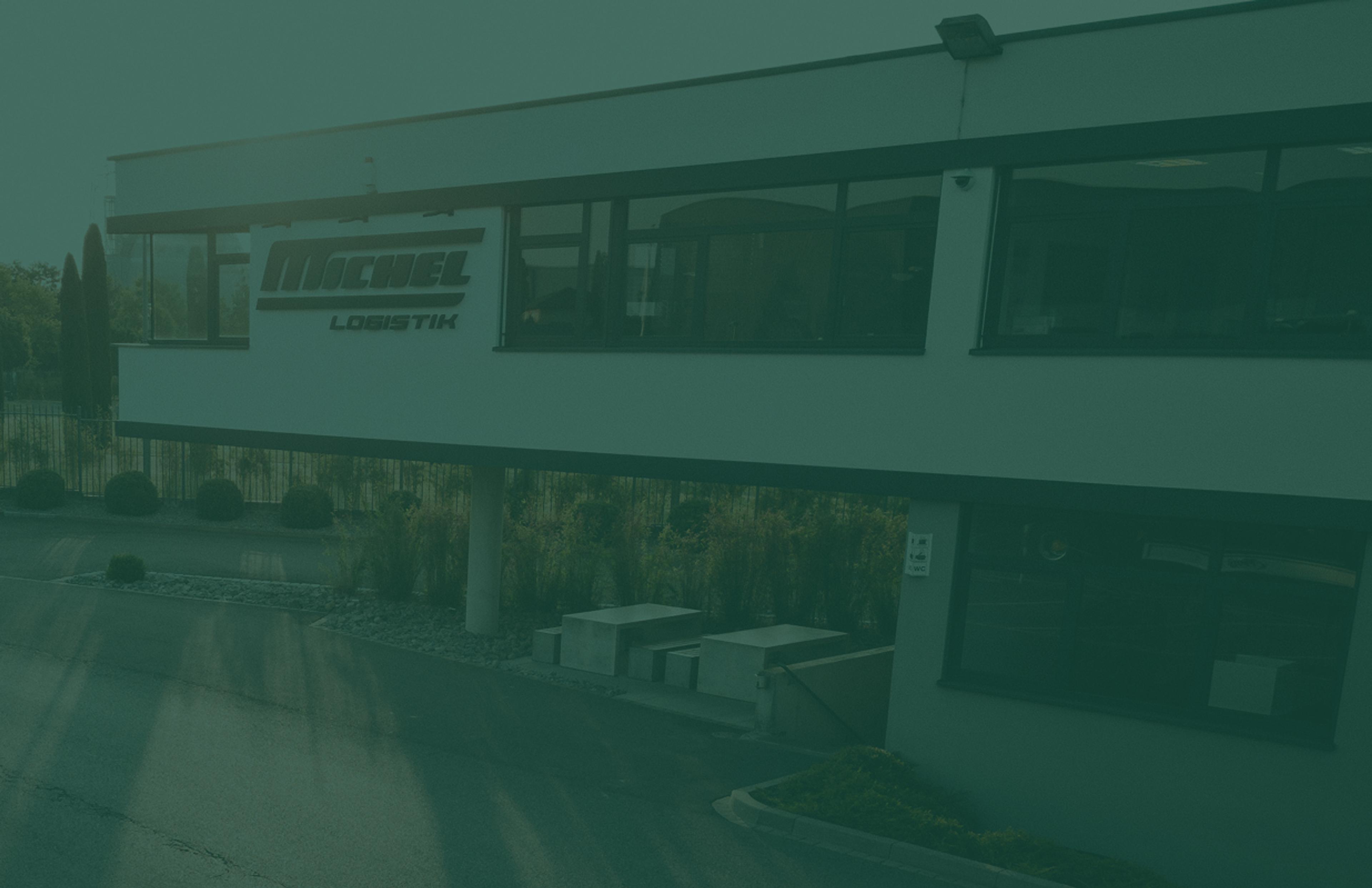 Hintergrundbild mit dem Michel Logistik Gebäude