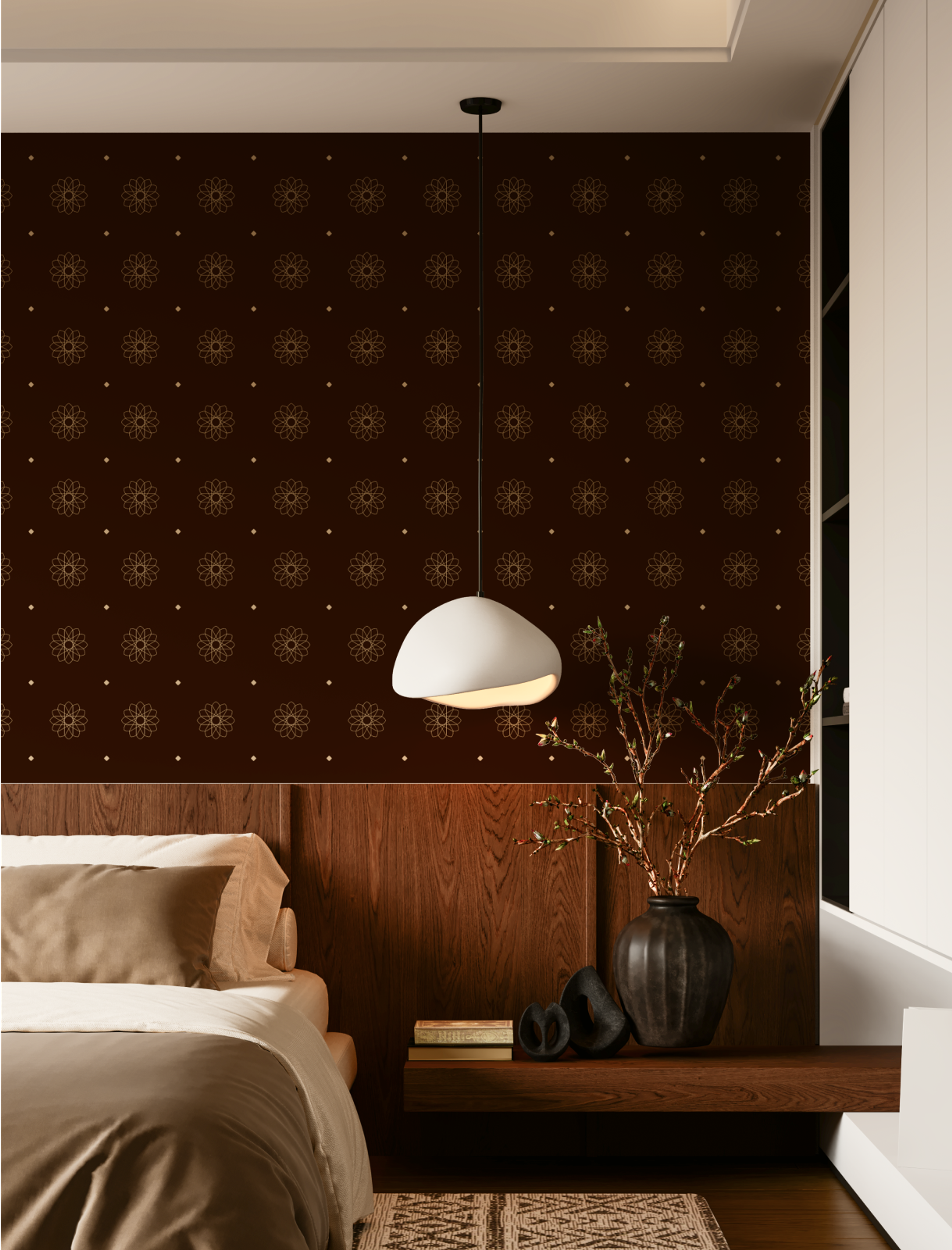 Schlafzimmer im Strasserwirt mit Akzentwand in traditionellem Braun und dekorativen Mustern, zeitlose Tiroler Atmosphäre – Unerwartet Design