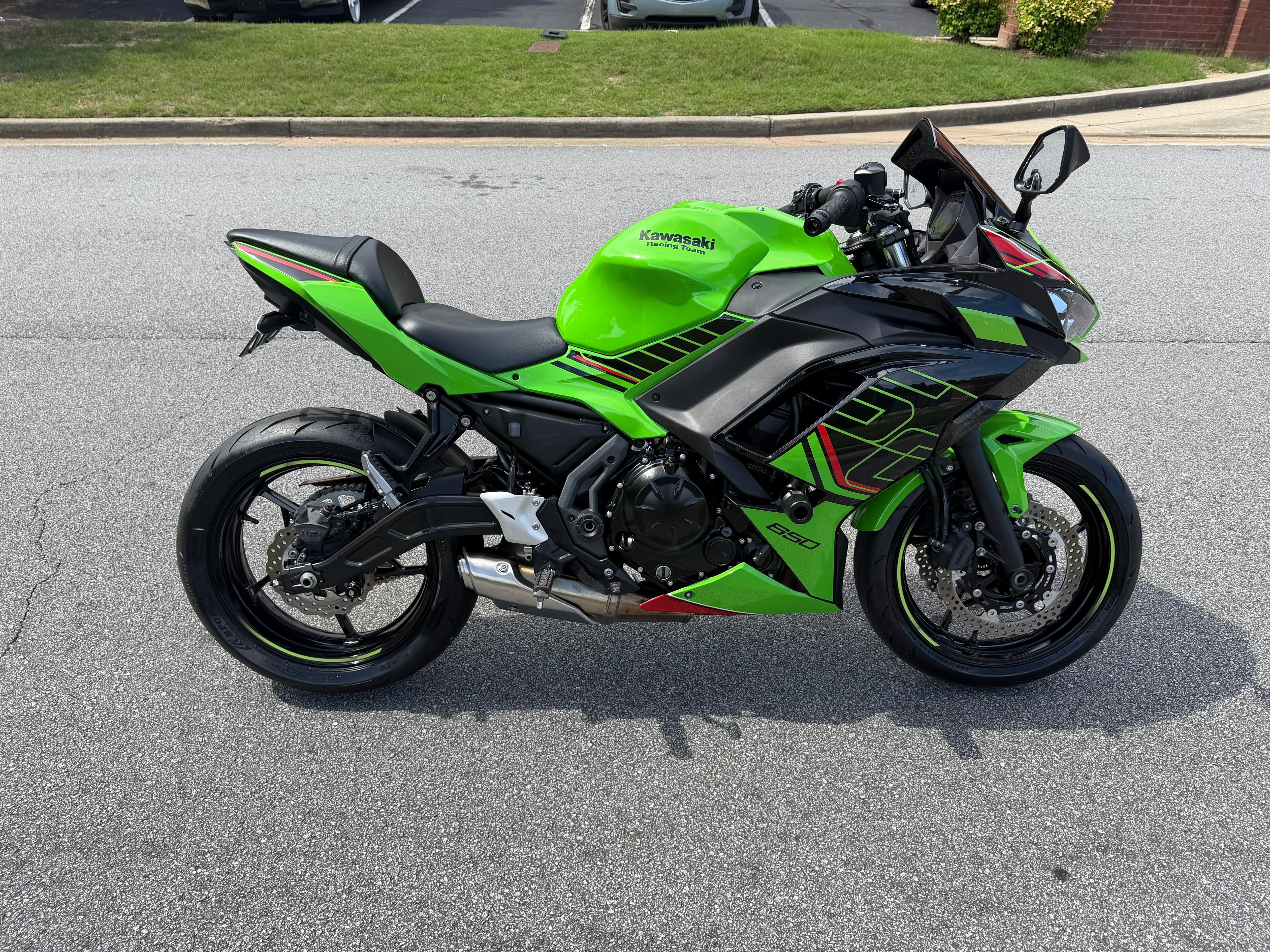 2025 Kawasaki Ninja 650r KRT Edition 