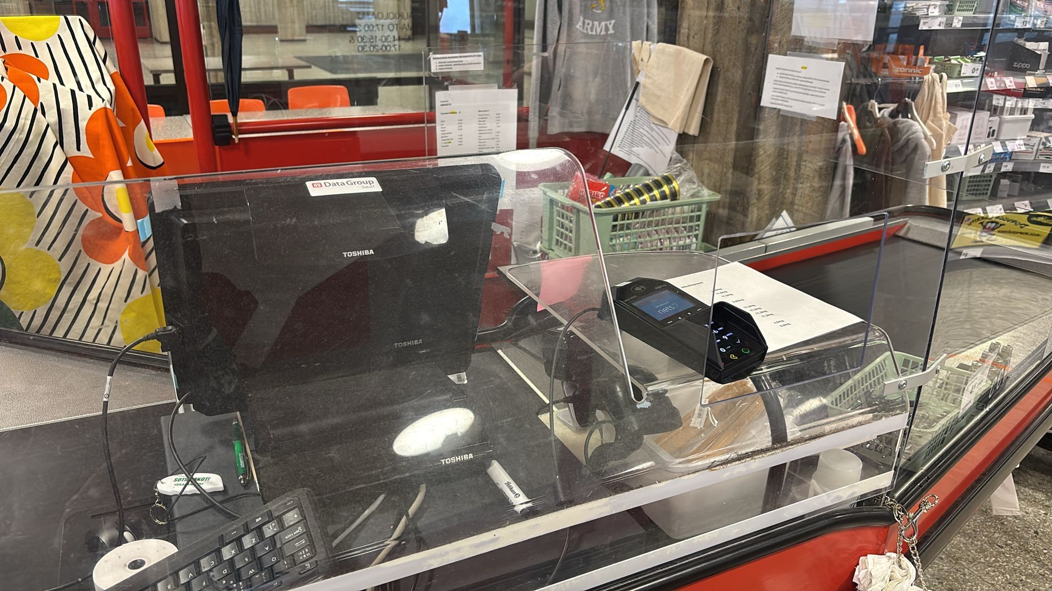 Vekaranjärven sotilaskoti second lead