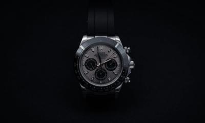 When Brands Become Dealers