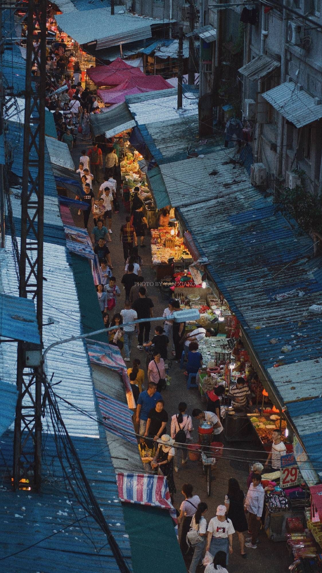 Market run before a charter