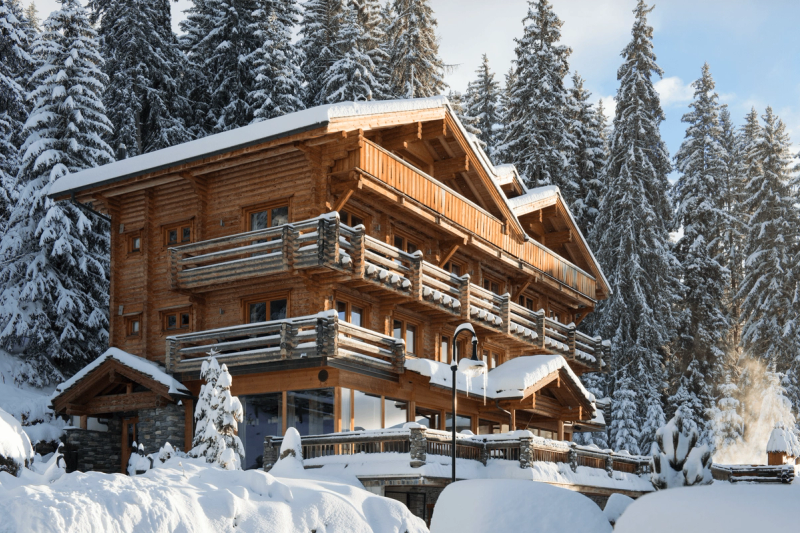 Inside Richard Branson’s Ultra-Private Alpine Retreat in Verbier