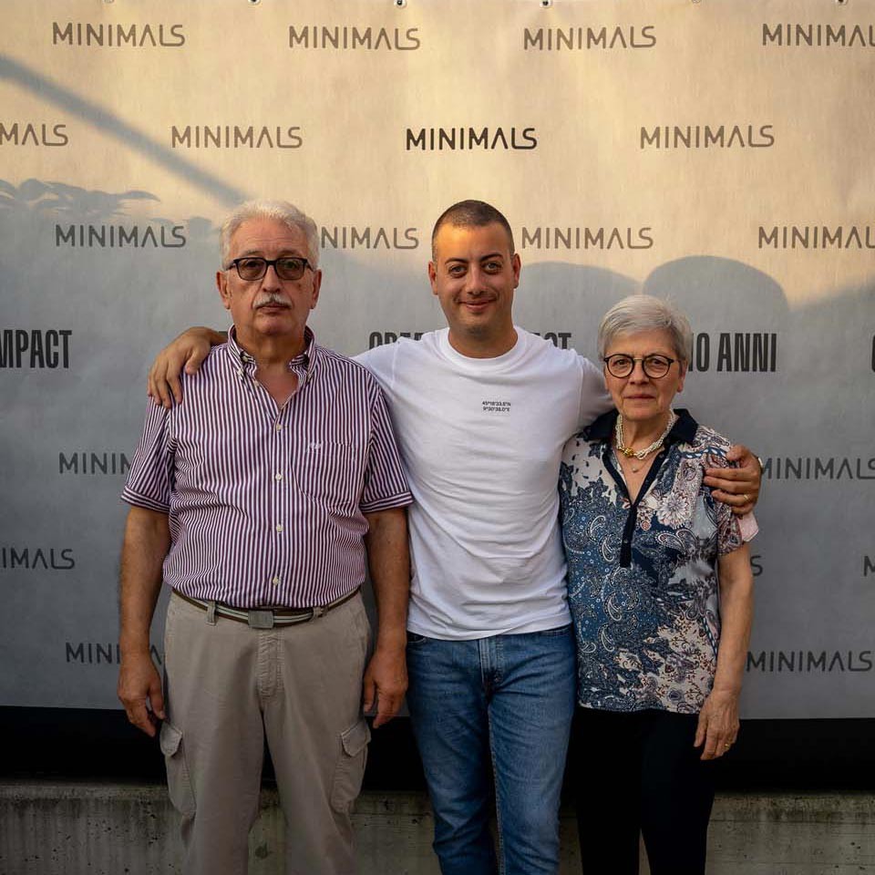 Foto ricordo di Emanuele Carelli e la famiglia Carelli