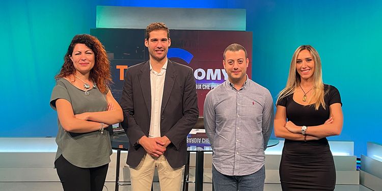 Stefano partecipa all'intervista di Telelombardia