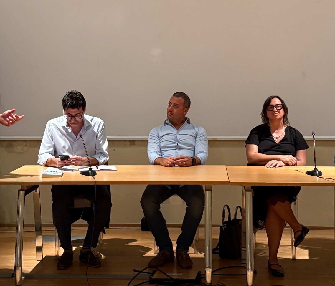 conferenza il senso del lavoro lodi minimals
