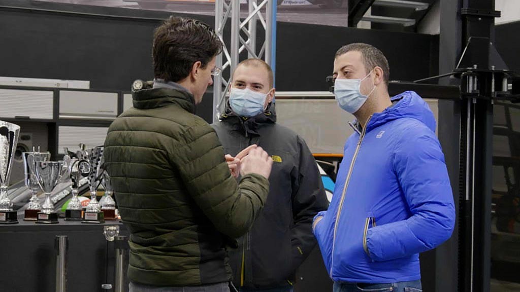 Stefano e Emanuele dietro le quinte del backstage