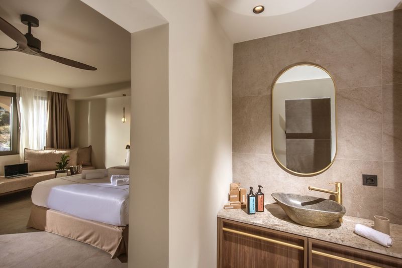 Elounda Infinity Exclusive Resort & Spa - Image 4