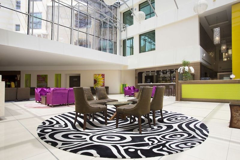 Traders Hotel, Qaryat Al Beri, Abu Dhabi - Image 3