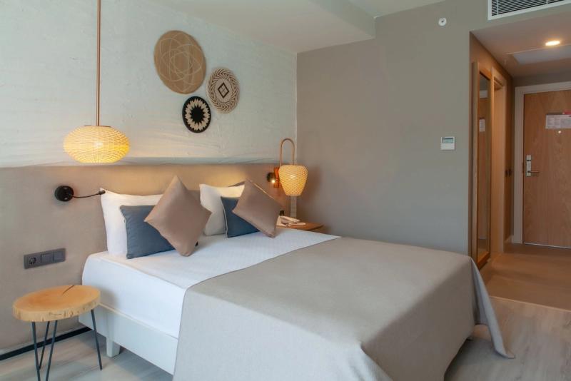 Side Royal Style Hotel - Image 5