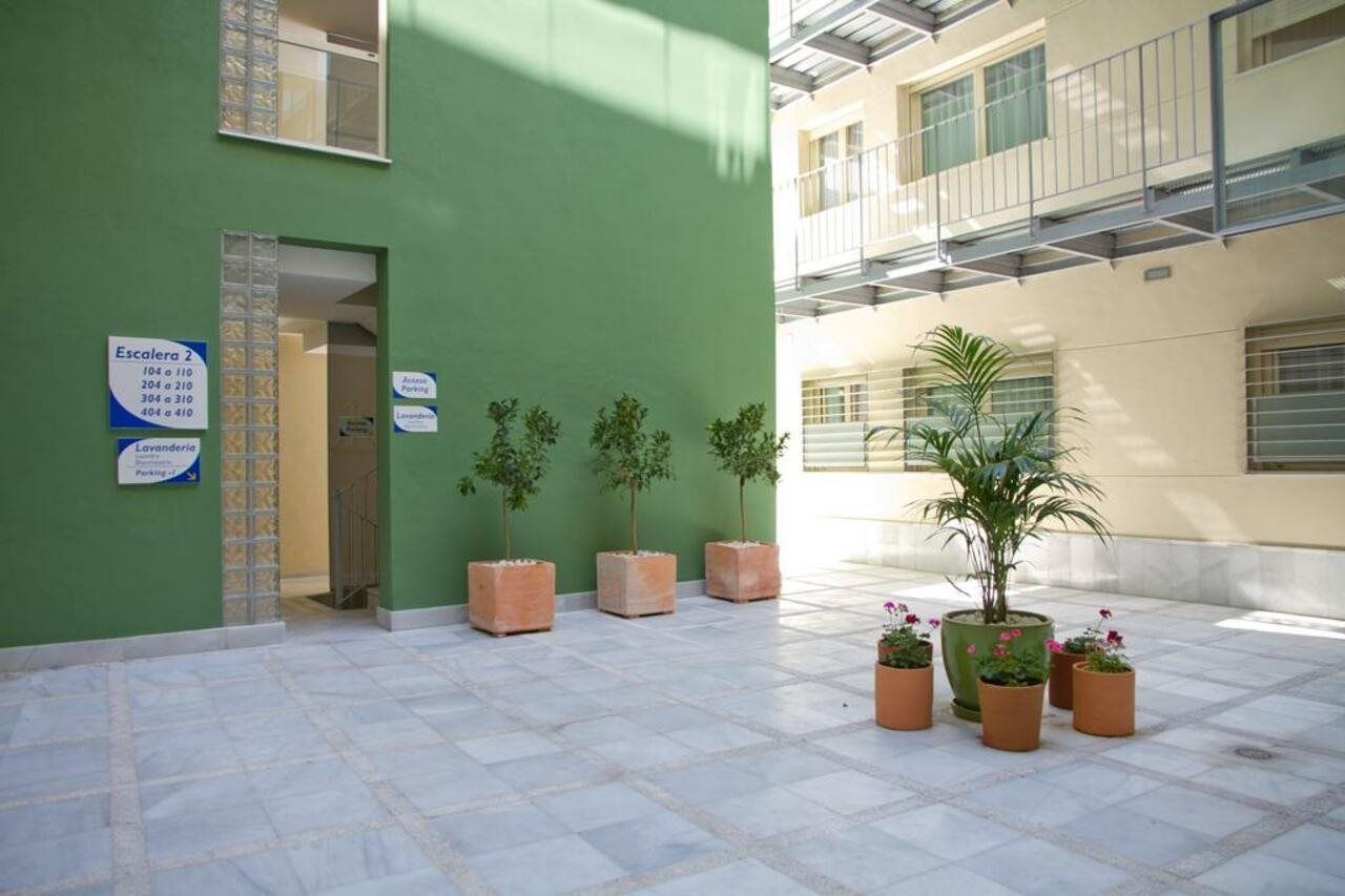 Hos Pierre & Vacances Sevilla bor du i moderne ferieleiligheter i et lokalområde i Sevilla.
