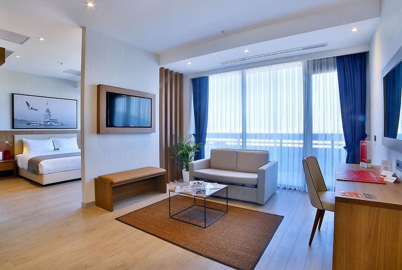 Ramada by Wyndham Istanbul Old City - Image 6