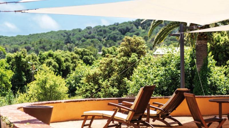 Sant Pere del Bosc den udendoers terrasse